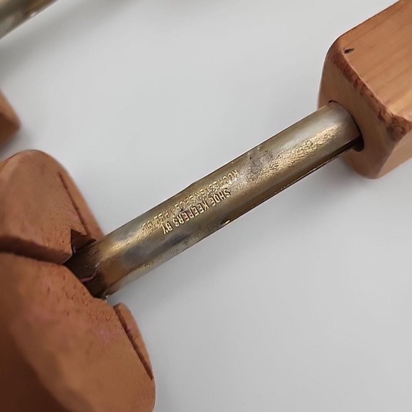 Wooden Jarman Rochester Shoe Tree Co. Shoe Stretcher Shoe keepers Size Medium - Picture 4 of 5